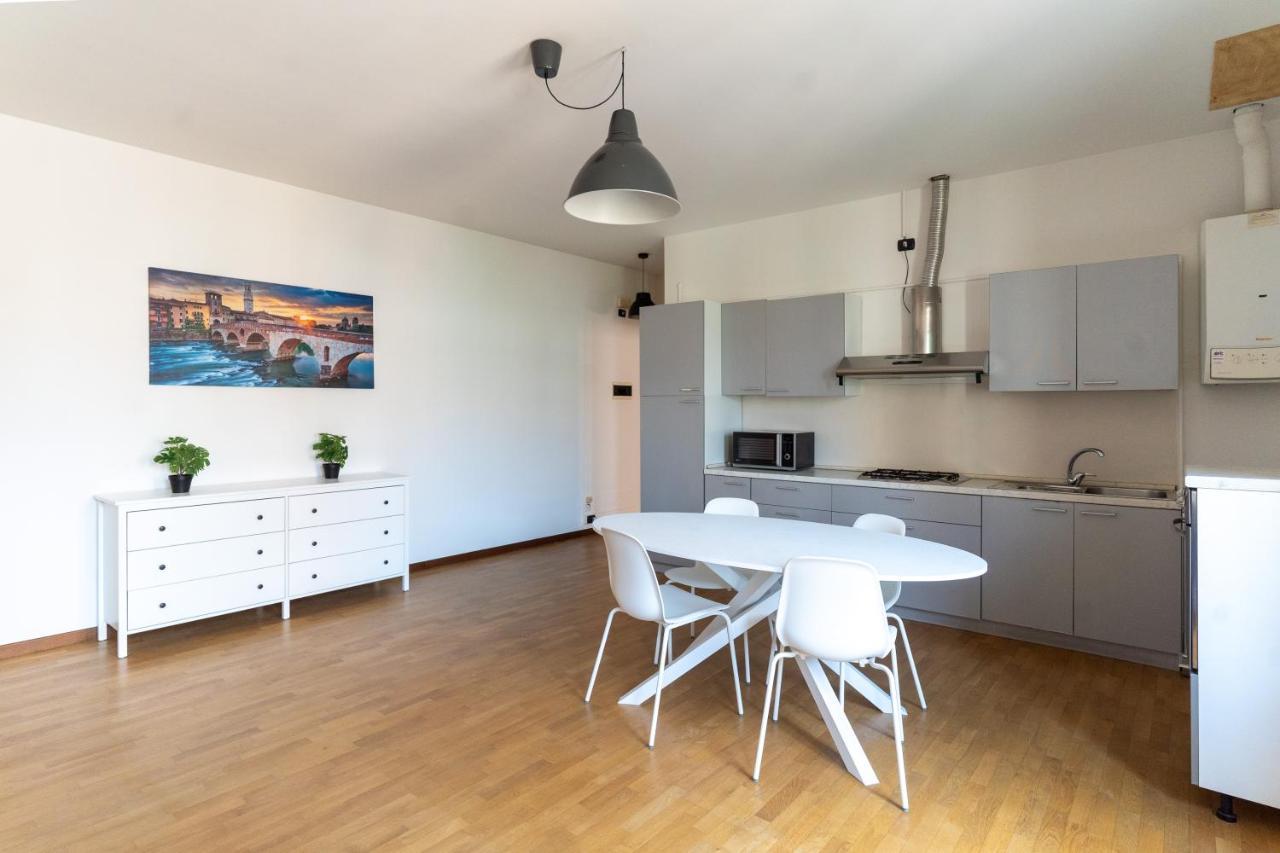 Apartamento Residenza Al Corso Verona Exterior foto